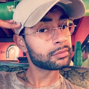 Meet your Posher, Dean